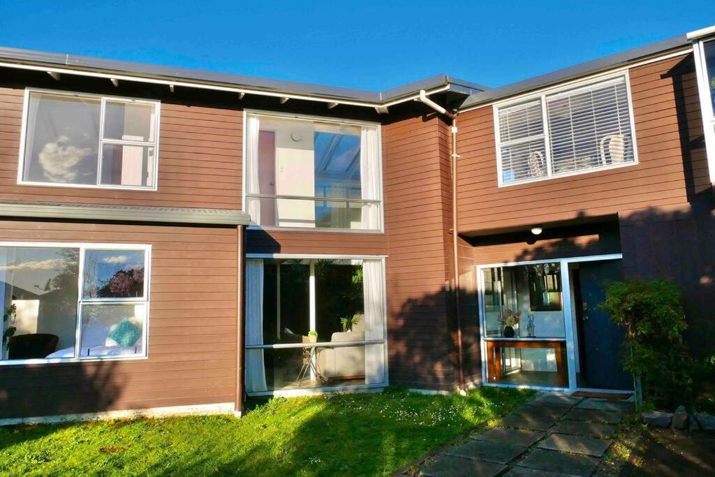 Delight In Birch-Lake View Holiday Home Lago Lago Taupo Esterno foto